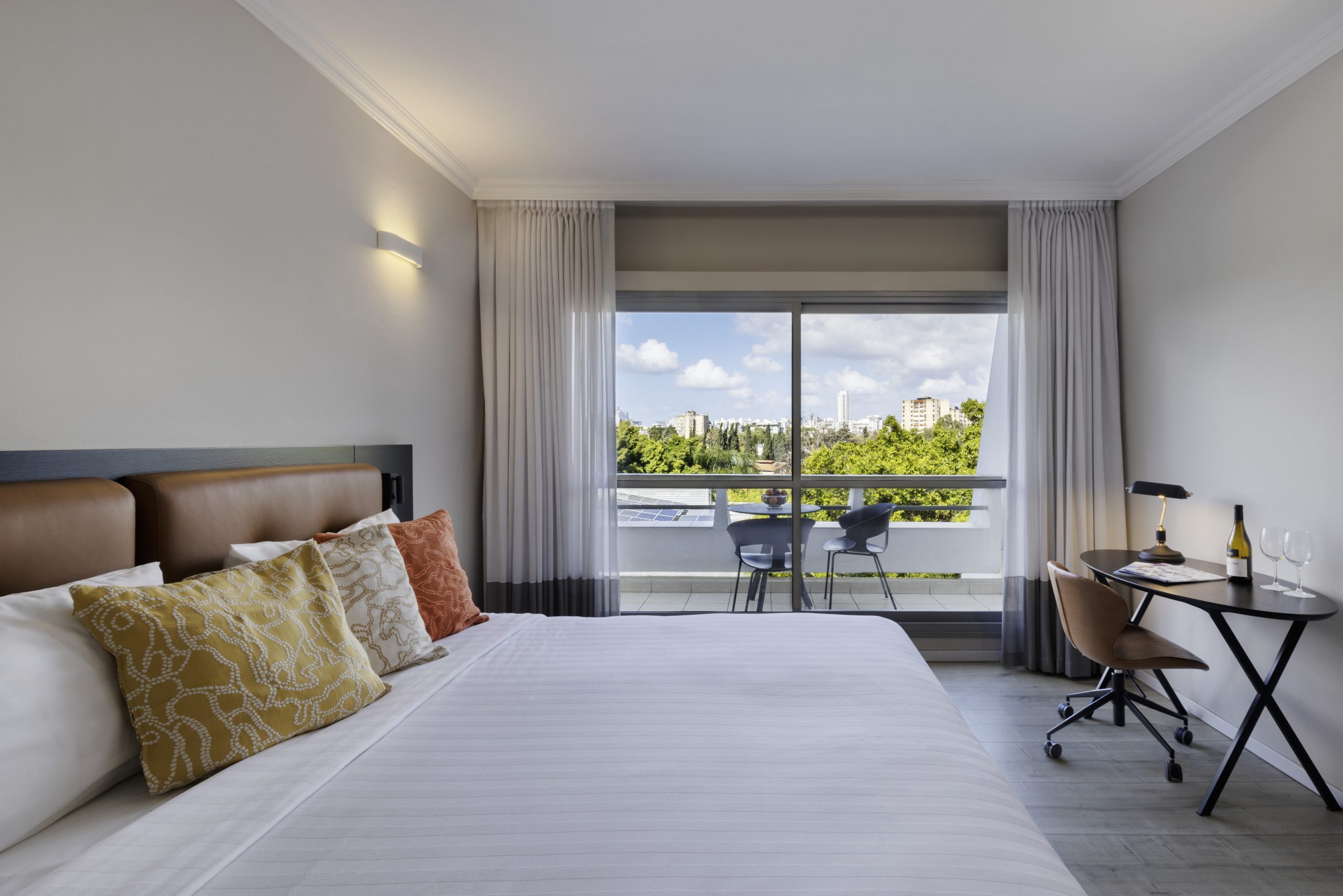 MACCABIAH HOTEL ROOM