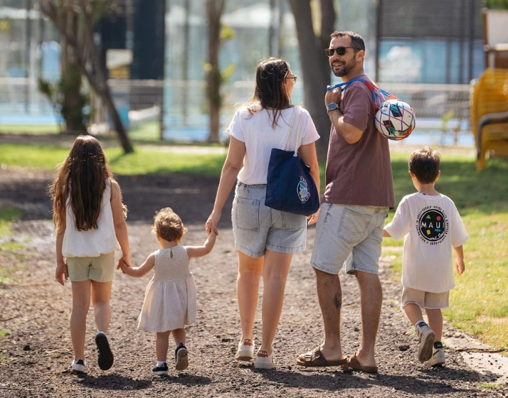 אירוח וספורט משתלבים
כאן באופן טבעי